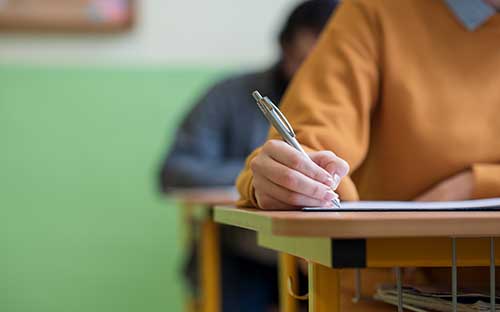 英國牛津大學研究生讀幾年？1年嗎？