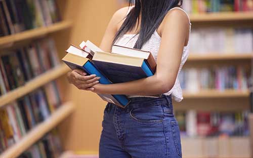 英國好的電影大學(xué)有哪些，留學(xué)院校推薦