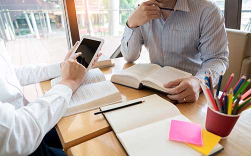 自考要什么時候報名？考哪些科目？