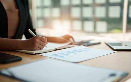 首次自考報名需要報考科目嗎？要準(zhǔn)備什么材料？