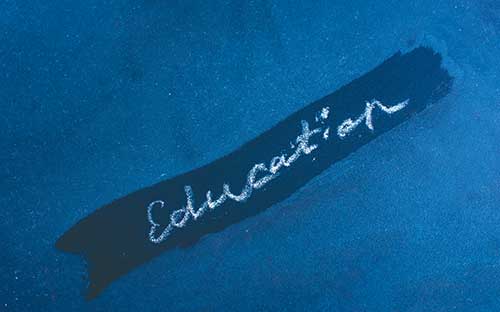 自考報(bào)名哪些專業(yè)比較簡(jiǎn)單？教材是全國(guó)通用的嗎？