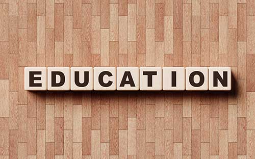 自考報名時間是幾月？沒學歷的社會人士可以報嗎？