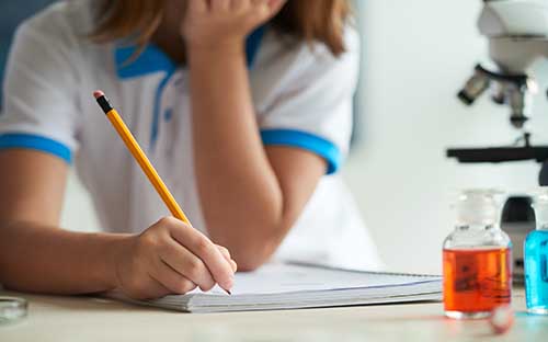 臨安區(qū)自考報名時間是怎么安排的？要選擇什么專業(yè)？