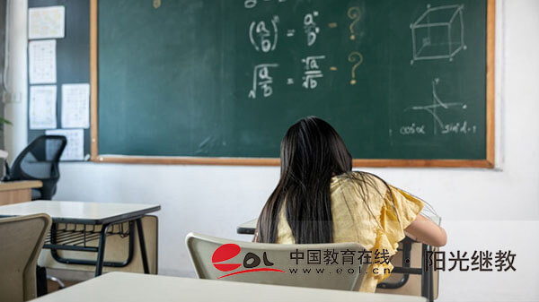 南京自考報(bào)名注意事項(xiàng)有嗎？學(xué)歷的含金量如何？