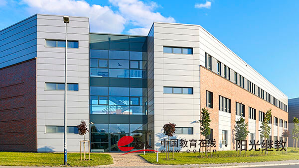 自考本科報(bào)名條件是什么？需要找機(jī)構(gòu)嗎？