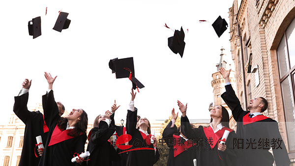 揚(yáng)州自考怎么報名？會卡學(xué)歷嗎？