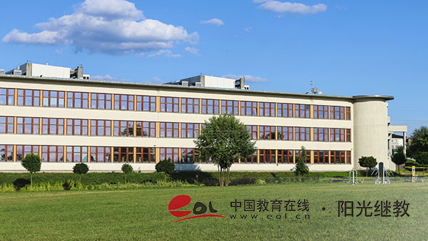 報名護(hù)士自考本科需要什么條件？有哪些就業(yè)方向？