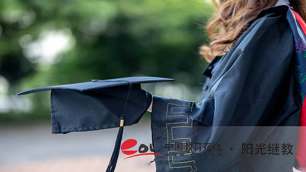 自考本科的報名流程有哪些？專業(yè)有哪些？